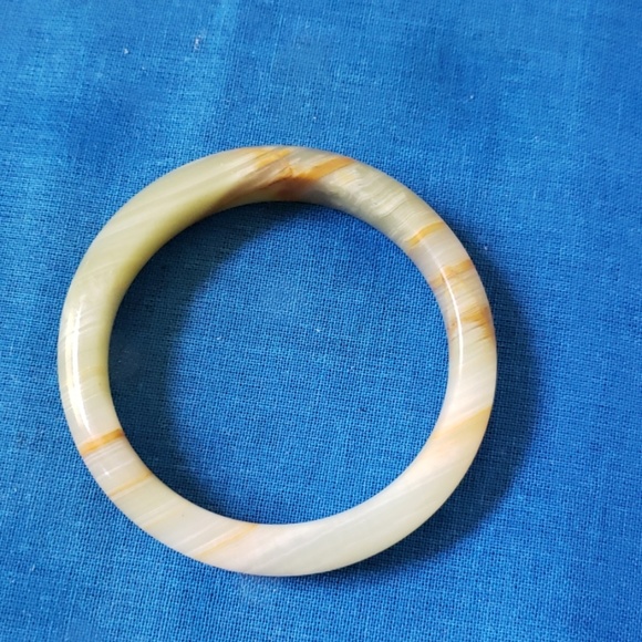 Jade - Picture 2 of 4